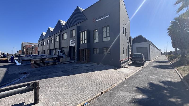 To Let commercial Property for Rent in Paarden Eiland Western Cape